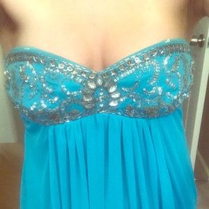 Roberta prom dress!!